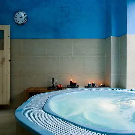 Montehueznar Otel 2*