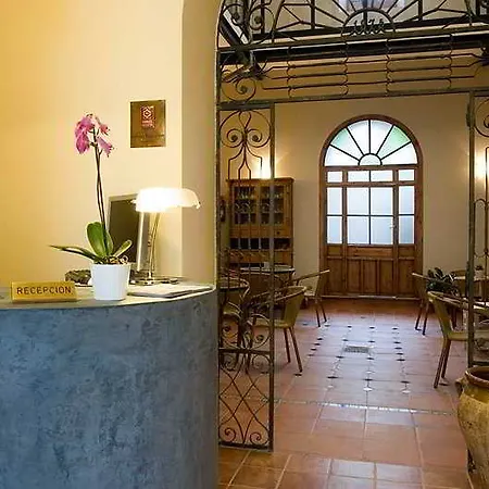 Otel Montehueznar 2*