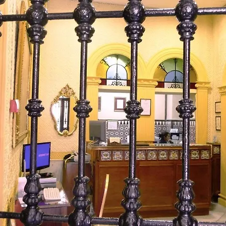 Naranjo Nocleg ze śniadaniem *