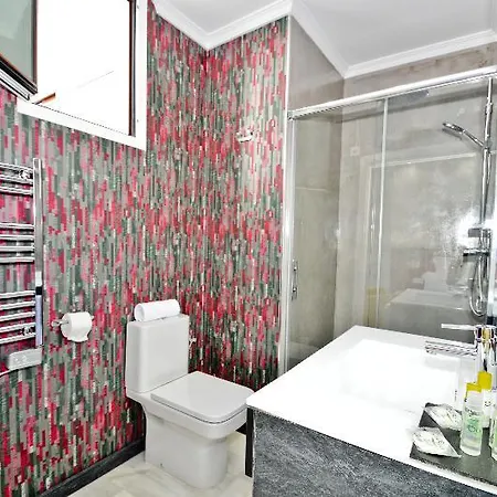 The Zentral Arenal * إشبيلية
