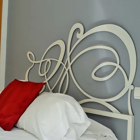 Reservaloen Mariano De Cavia Apartamento