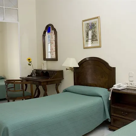 Hotel Bypillow Abril 2*