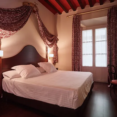 Casas De El Arenal Seville