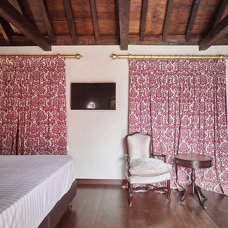 Casas De El Arenal 4*
