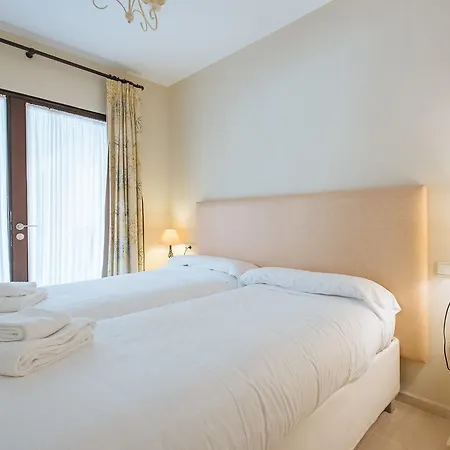 Apartamento At Apartamentos&vtv Conde De Torrejón 10 Sevilla