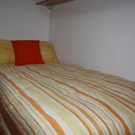 Muro De Navarros Apartment *