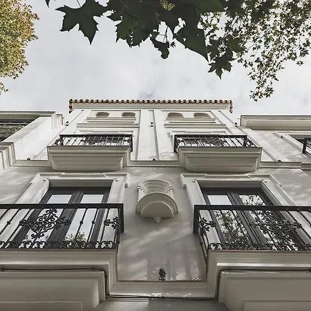 Uma Parada Del Marques