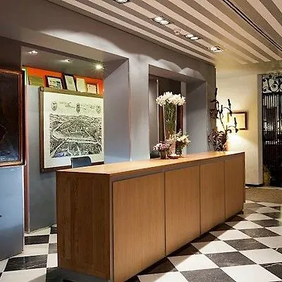 Doña María 4*