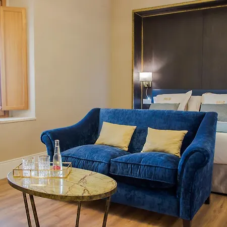 Hotel Halo Boutique 4*