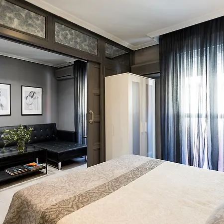 Holi-rent Gran Poder Seville
