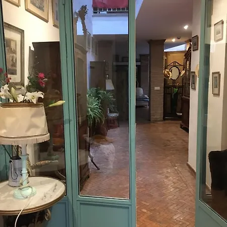Guest house Casa Del Buen Viaje Seville