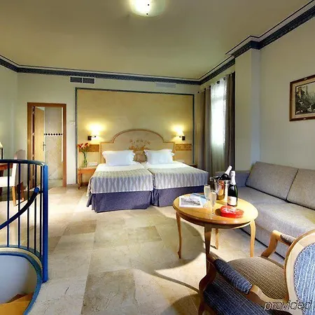 Eurostars Regina Hotel