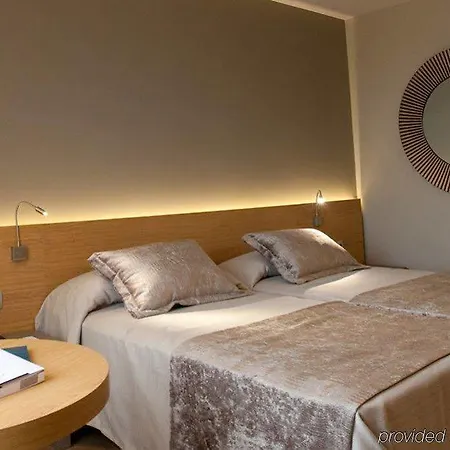 M.a. Congresos Hotel 4*