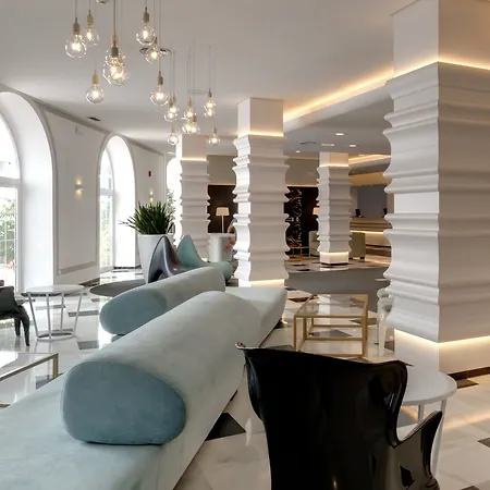 Monte Triana Hotel