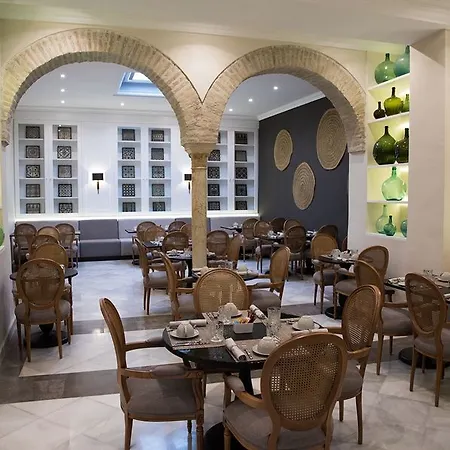 Otel Gravina 51 4*