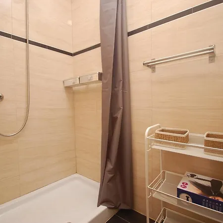 Apartamento Holi Rent Salmedina