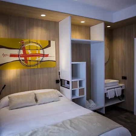 Penzion Santa Justa - Adults Only Sevilla