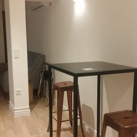 Hom Apartment