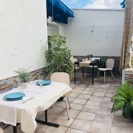 Atico Gran Terraza Triana Apartment *