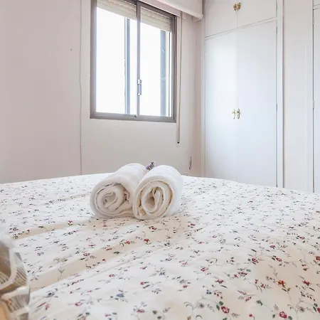 Amplio&luminoso Triana Appartement