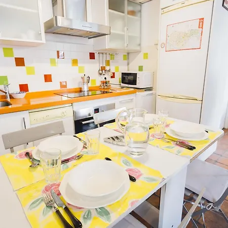 Casa De Las Golondrinas Apartamento Sevilla