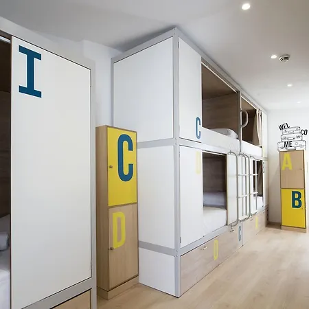 Hostel U-sense For Seville