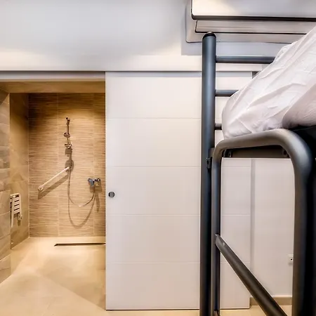 Auberge de jeunesse A2c (adults Only) *