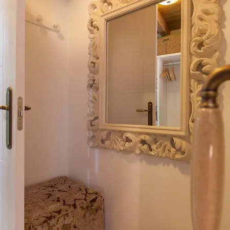Loft / Duplex With Charming Historic Center. Wifi Apartment Seville