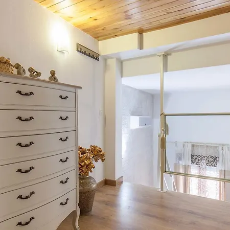 Loft / Duplex With Charming Historic Center. Wifi Seville