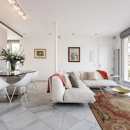 Apartment Puerta Del Leon Seville