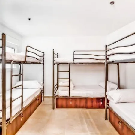 A2c (adults Only) Auberge de jeunesse Séville