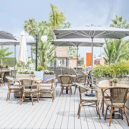 Apart Otel Sevilla 4*