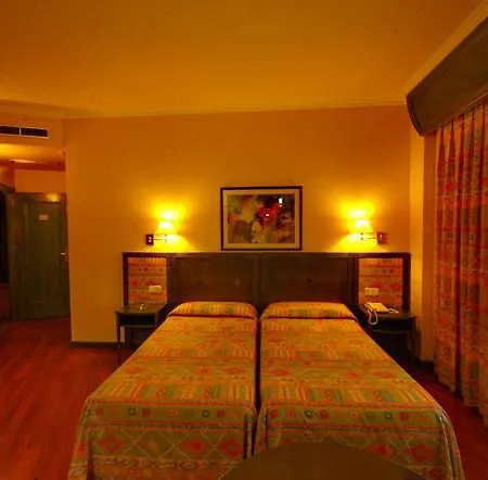America 4* Sevilla
