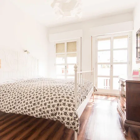 Boutike Guesthouse Севилья