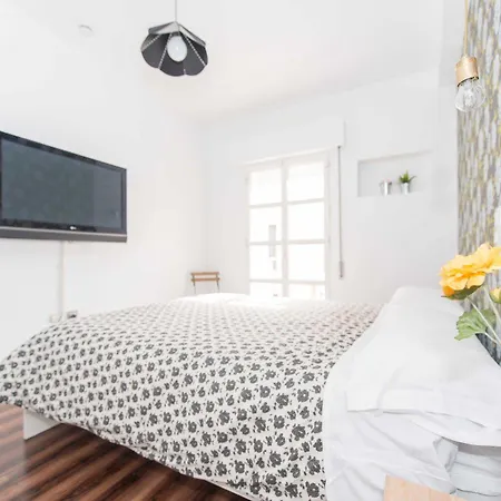 Boutike Guesthouse 2* Севилья
