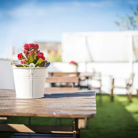 Boutike Guesthouse Гостевой дом