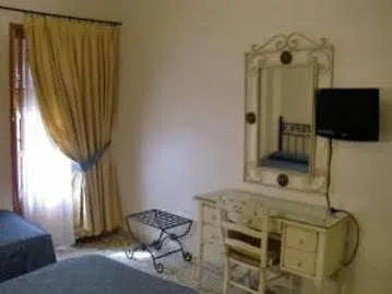 Le Petit Paris Σεβίλλη