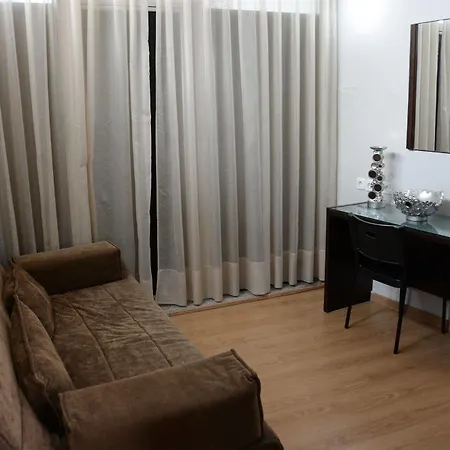 Hotel Y Dona Lola 2*