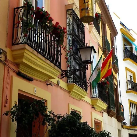Hotel Un Patio Al Sur 2*