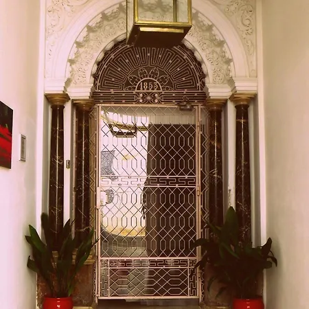 Un Patio Al Sur Hotel 2*