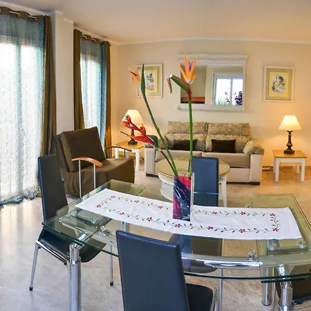 Apartamentos Sevilla Apartment *