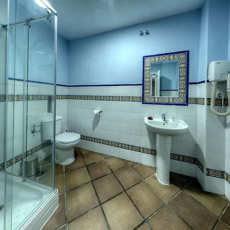 Hotel Dona Lina 2*