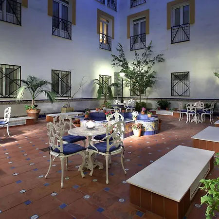 Hotel Eurostars Regina 3*