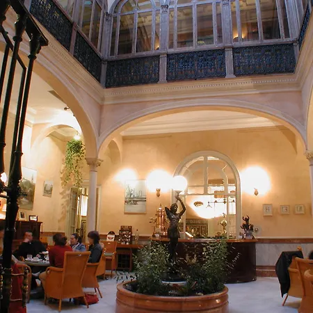 Alabardero Hotel