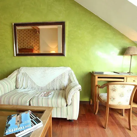 Alabardero Hotel