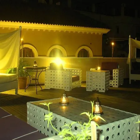 Hotel Alcoba Del Rey De 3*