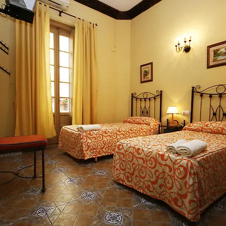 Apartment Gogh *