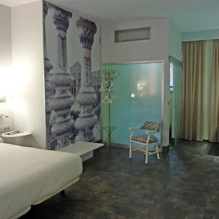 Hotel Aacr Monteolivos