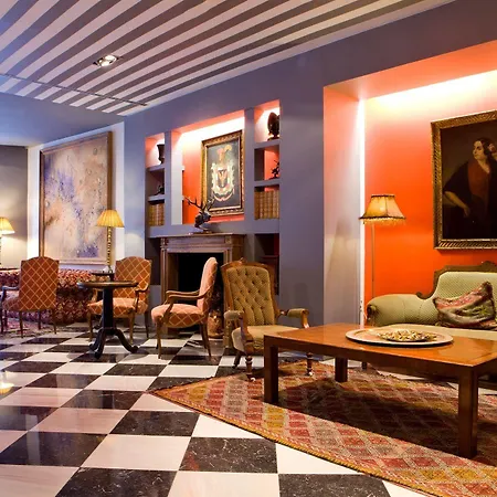 Hotel Doña María