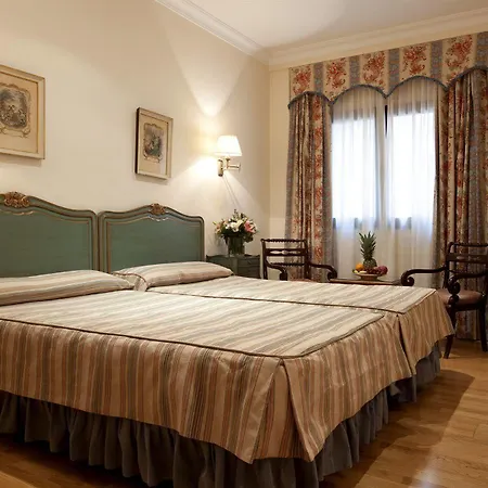 Doña María Hotel